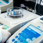 Campania, IVG farmacologica in day service e seconda dose a casa