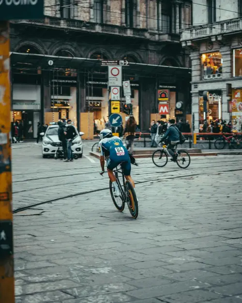 Giro d’Italia, scuole chiuse il 14 maggio per la sesta tappa