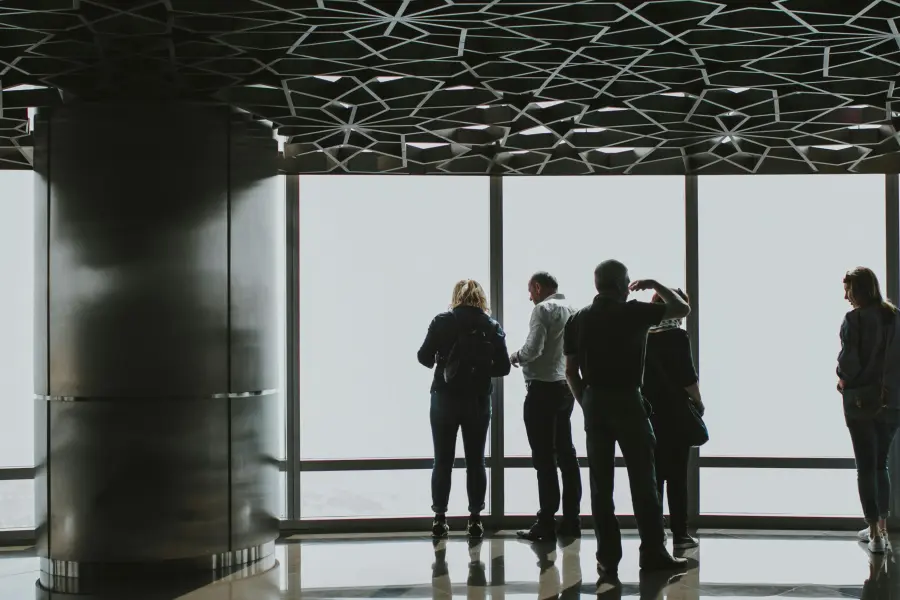 Sta(r)tQui, a Salerno nasce il ponte tra giovani e imprese: orientamento, incontri e visite nelle aziende