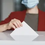 Voto domiciliare a Salerno per le comunali 2026: requisiti, scadenze e modalità di richiesta